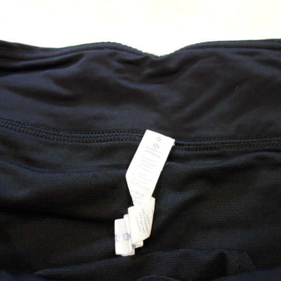 Lululemon speed shorts green/black 2.5" 6 - Picture 3 of 7